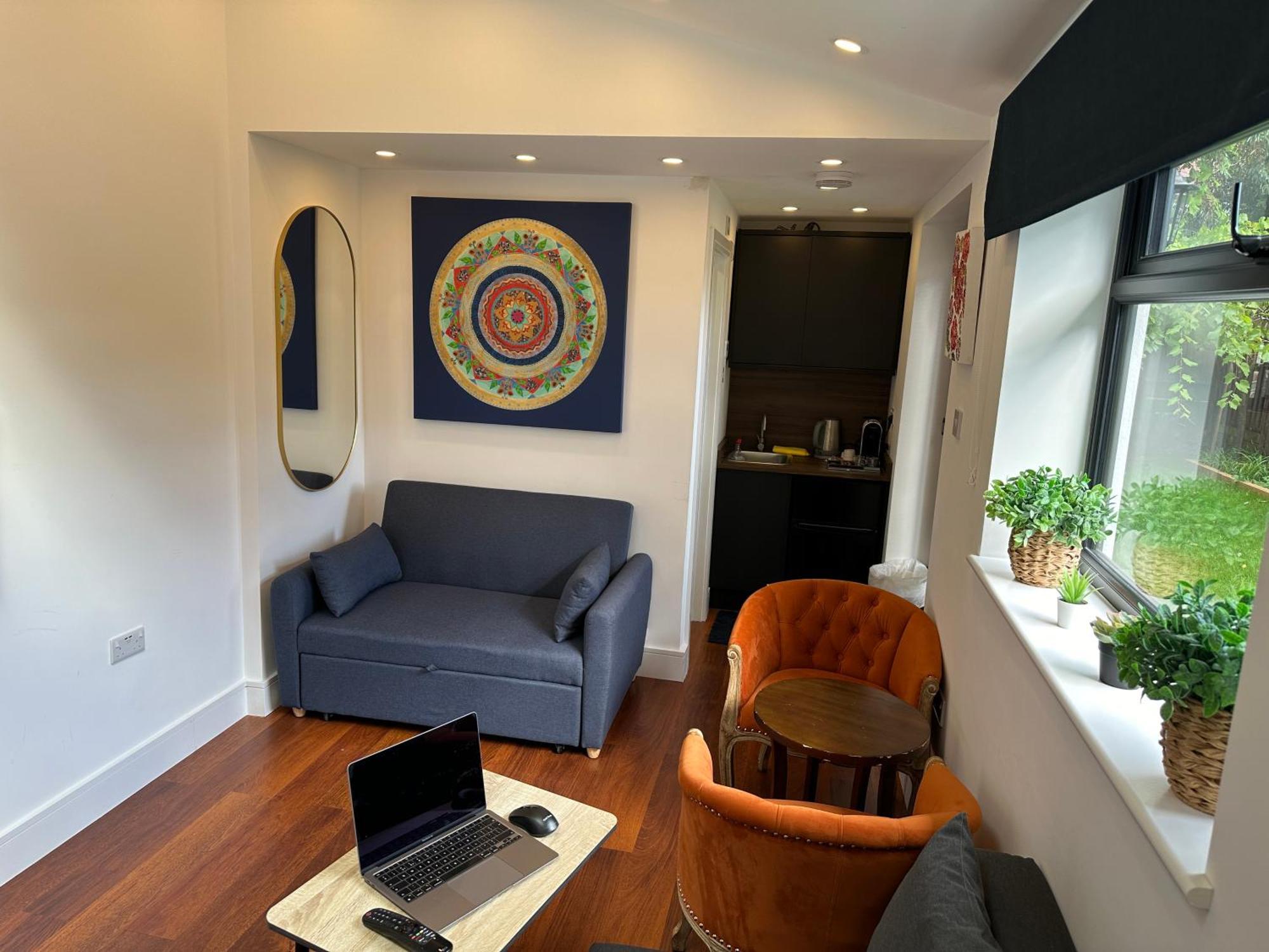 Bespoke Gallery Guesthouse Hendon Esterno foto