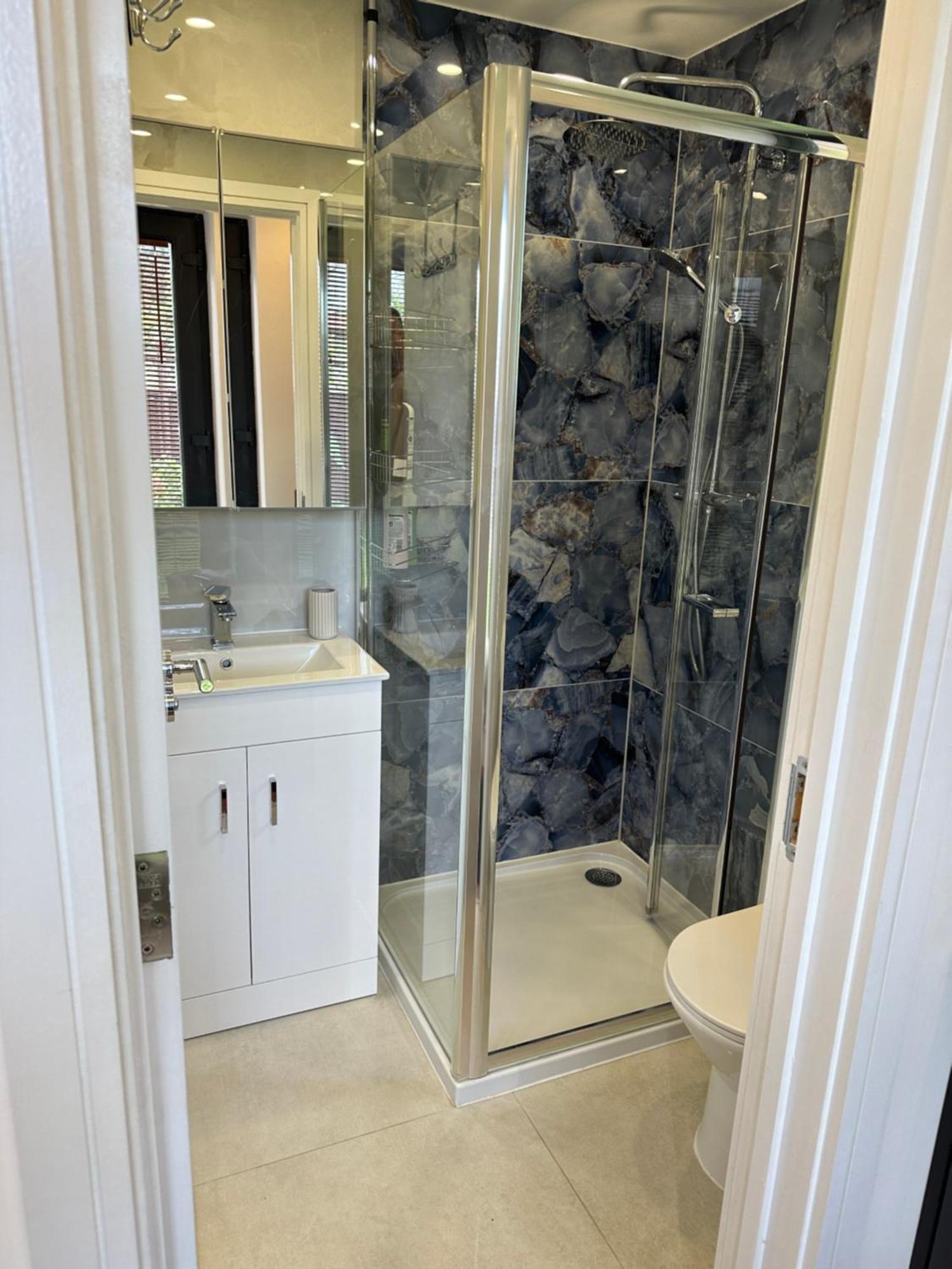 Bespoke Gallery Guesthouse Hendon Esterno foto